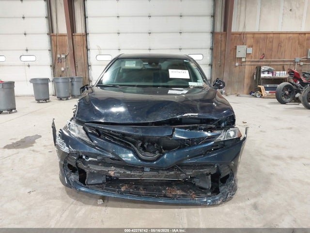 4T1B11HK8KU709218 Toyota CAMRY LE