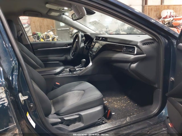 4T1B11HK8KU709218 Toyota CAMRY LE