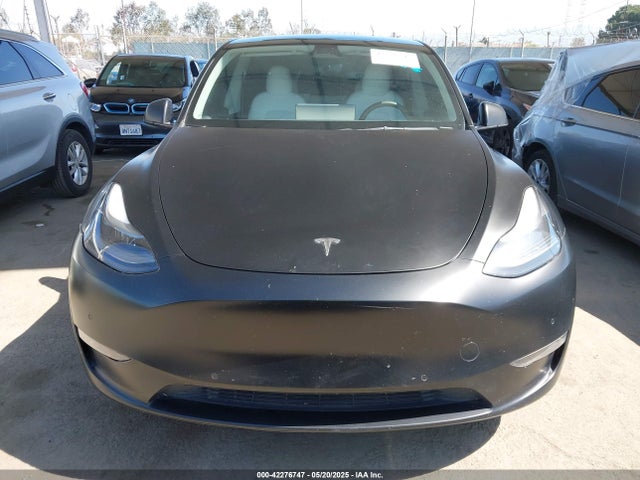 7SAYGDEF0NF491586 Tesla Model Y Performance Dual Motor All-wheel Drive