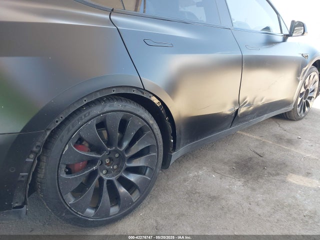 7SAYGDEF0NF491586 Tesla Model Y Performance Dual Motor All-wheel Drive