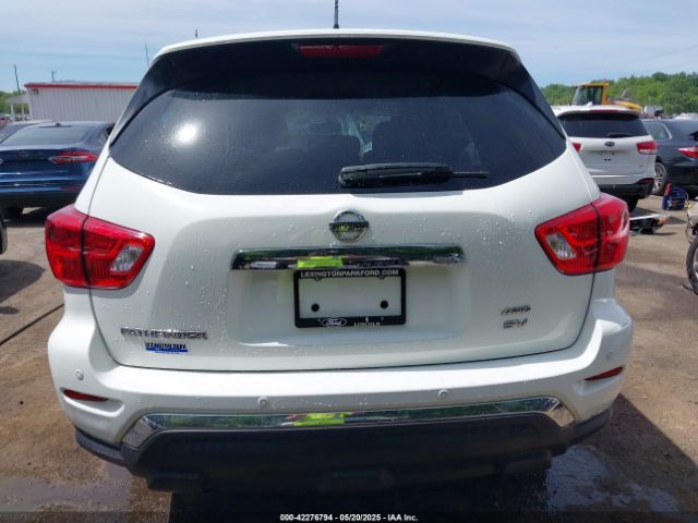 5N1DR2MM1JC602675 Nissan Pathfinder Sv