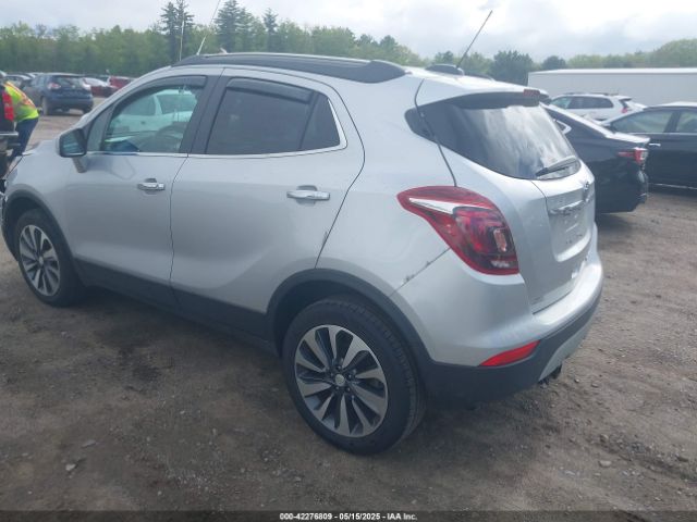 2022 BUICK ENCORE KL4CJESM6NB518420 Photo 2