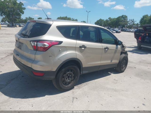 1FMCU0F75HUD15821 Ford ESCAPE S