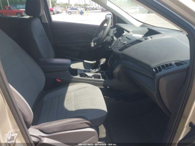 1FMCU0F75HUD15821 Ford ESCAPE S