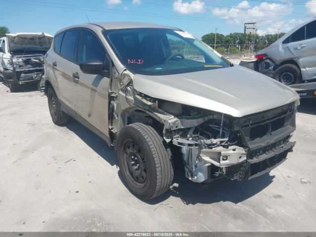 1FMCU0F75HUD15821 Ford ESCAPE S