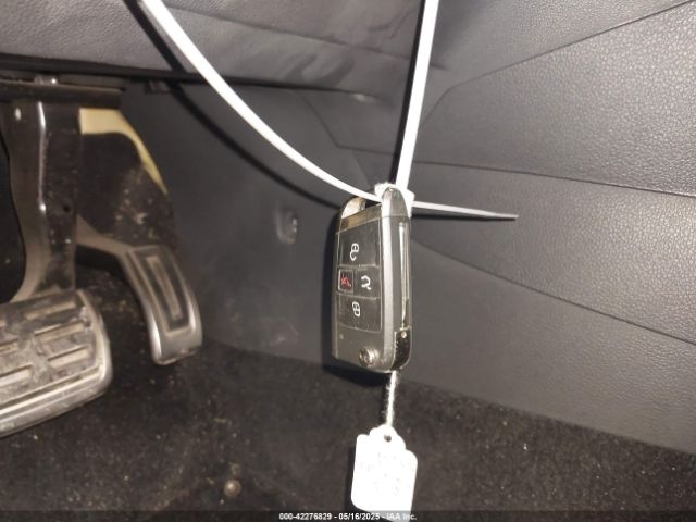 2016 VOLKSWAGEN GOLF GTI 3VW447AU6GM057615 Photo 10