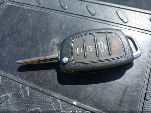5NPE24AF4GH389023 Hyundai SONATA SE