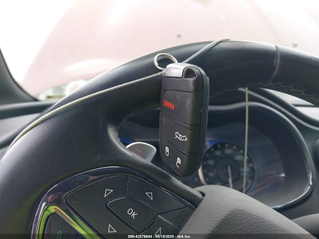Chrysler 2015 2015 1C3CCCBB8FN716102 Image 11