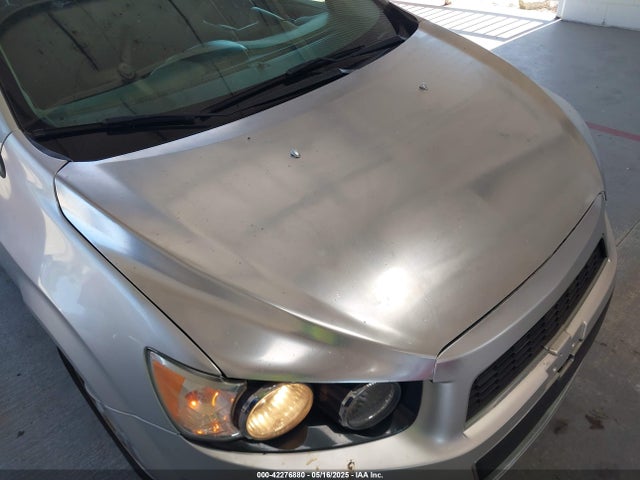 1G1JC5SH6F4137658 Chevrolet Sonic Lt Auto