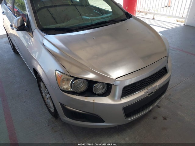 1G1JC5SH6F4137658 Chevrolet Sonic Lt Auto
