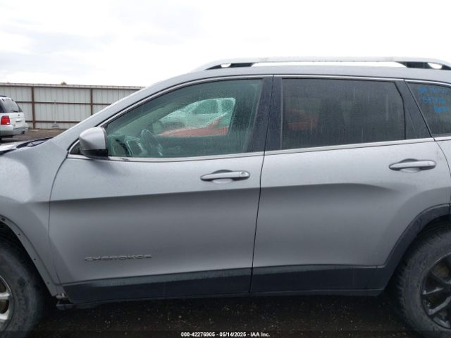 1C4PJMCSXEW125009 Jeep Cherokee Latitude