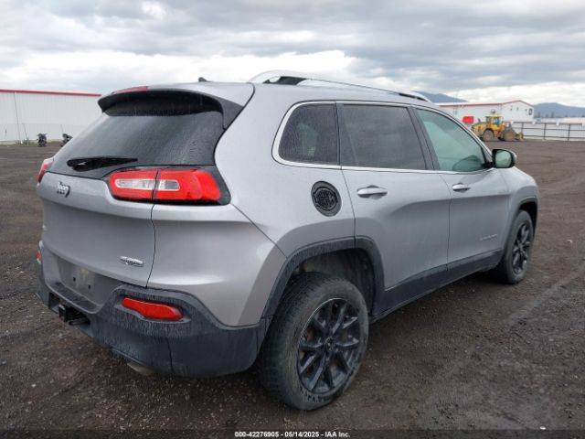 1C4PJMCSXEW125009 Jeep Cherokee Latitude