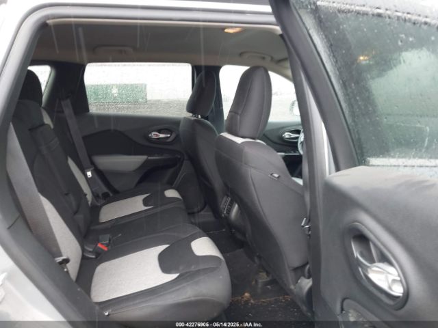 1C4PJMCSXEW125009 Jeep Cherokee Latitude