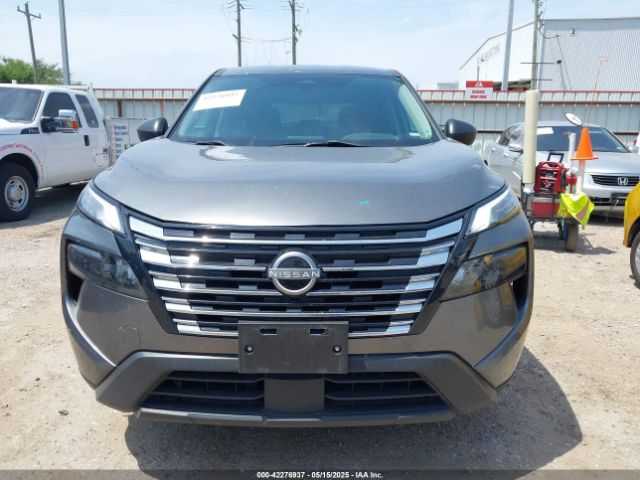 5N1BT3AB4RC696399 Nissan Rogue S Intelligent Awd