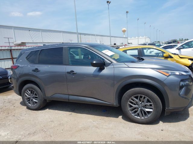 5N1BT3AB4RC696399 Nissan Rogue S Intelligent Awd