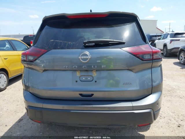 5N1BT3AB4RC696399 Nissan Rogue S Intelligent Awd