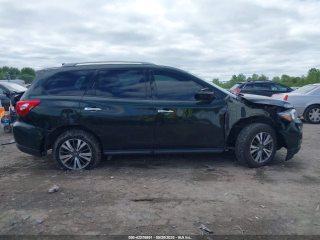 5N1DR2MM8KC588548 Nissan Pathfinder Sv