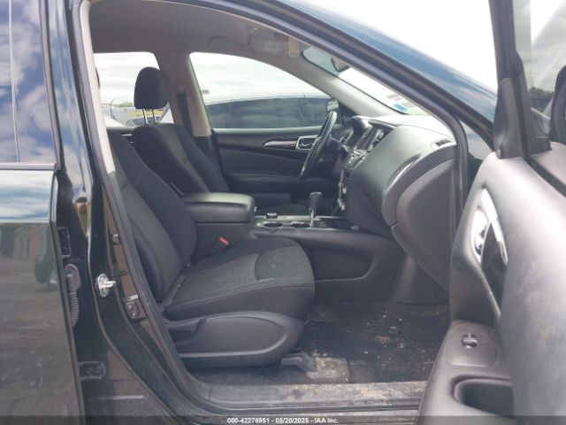 5N1DR2MM8KC588548 Nissan Pathfinder Sv