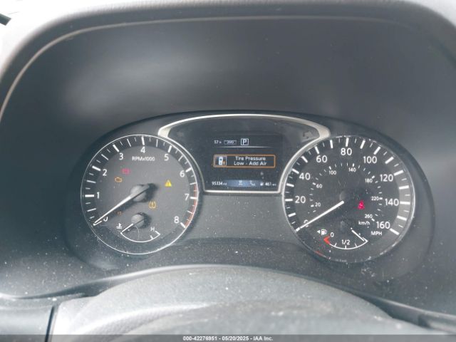 5N1DR2MM8KC588548 Nissan Pathfinder Sv
