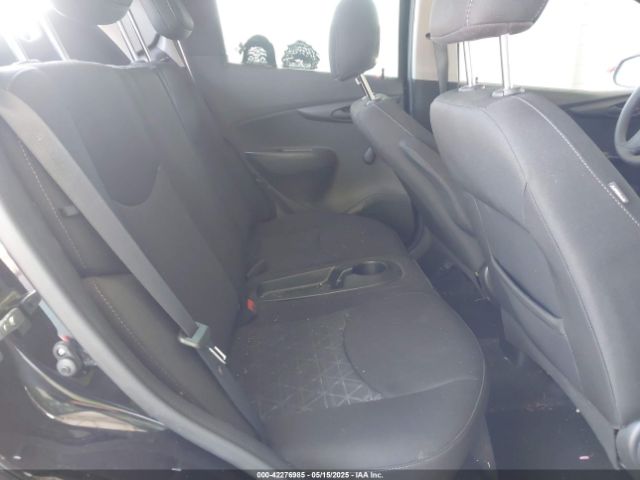 KL8CB6SA0MC705877 Chevrolet Spark Fwd Ls Automatic