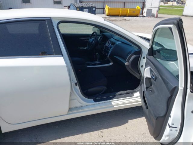 1N4AL3AP6FC173057 Nissan 2015