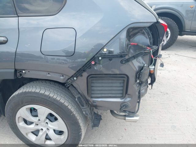 JTMK1RFV5KD006076 Toyota RAV4 LE
