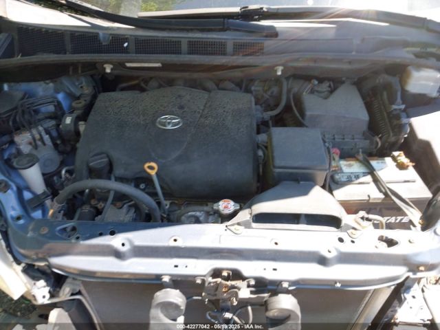 5TDYZ3DC0HS785627 Toyota Sienna Xle 8 Passenger