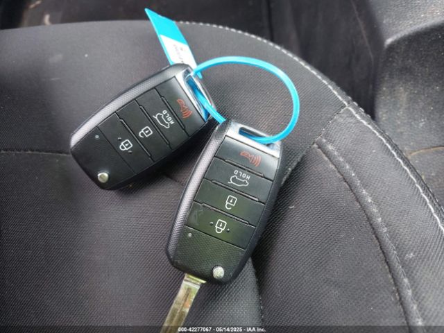 KNDJN2A25G7875898 KIA Soul