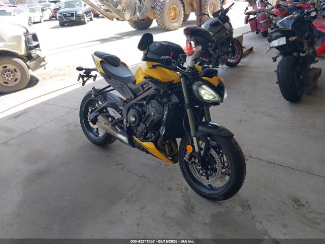 2024 TRIUMPH MOTORCYCLE STREET TRIPLE SMTA614K9RTBK2098