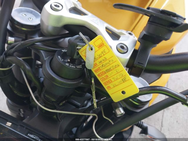 2024 TRIUMPH MOTORCYCLE STREET TRIPLE SMTA614K9RTBK2098 Photo 10