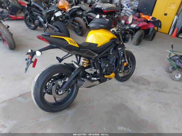 2024 TRIUMPH MOTORCYCLE STREET TRIPLE SMTA614K9RTBK2098 Photo 3