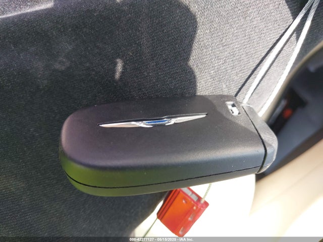Chrysler 200 Limited 2015 1C3CCCAB8FN555591 Image 11