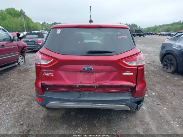 1FMCU0GX5GUA82424 Ford ESCAPE SE