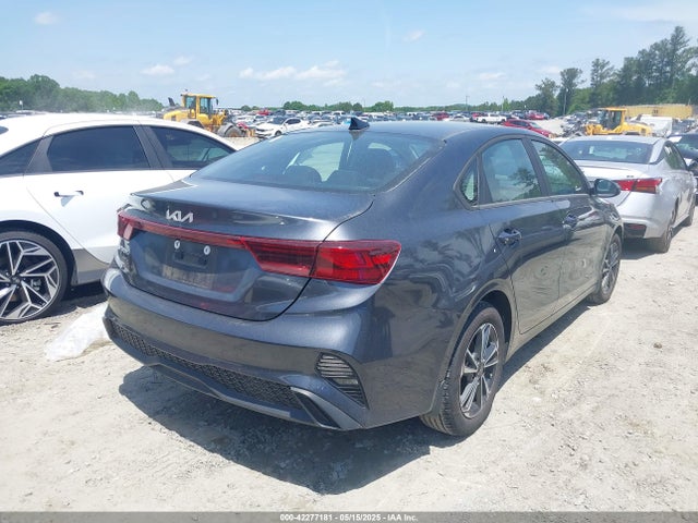 2023 Kia Forte Lxs მანქანა იყიდება აუქციონზე, vin: 3KPF24ADXPE695697, აუქციონის ნომერი: 42277181