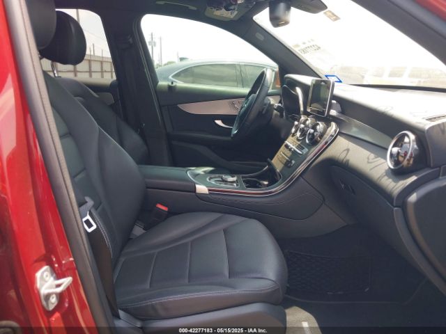 2019 MERCEDES-BENZ GLC 300 WDC0G4JB6KV150715 Photo 4