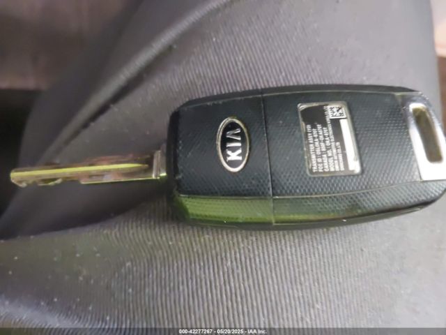 KNAFX4A68G5439117 KIA FORTE LX