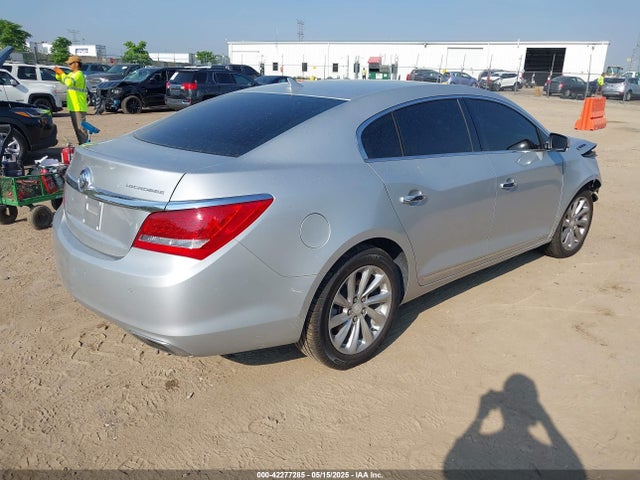 1G4GB5G37EF118973 Buick lfx