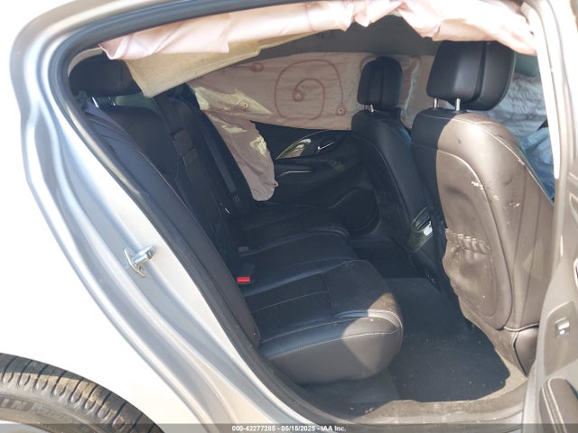 1G4GB5G37EF118973 Buick lfx