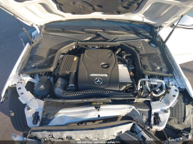 55SWF4JB3HU234287 Mercedes-Benz C 300 Luxury/sport