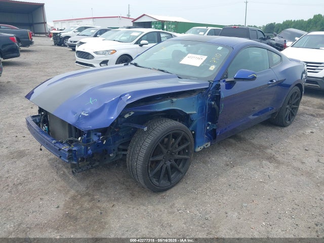 1FA6P8AM5G5271029 Ford Mustang V6