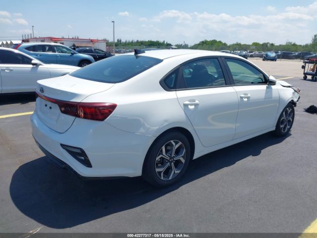 3KPF24AD5KE107312 KIA FORTE FE