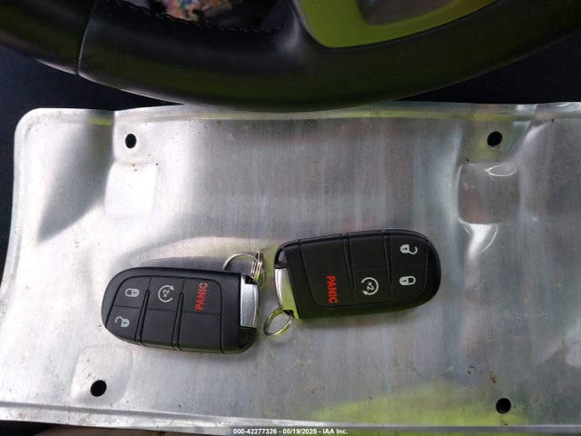 3C4PDDGG0HT639006 Dodge 2017