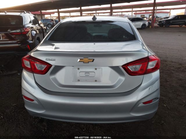 1G1BC5SM5J7152872 Chevrolet Cruze Ls Auto