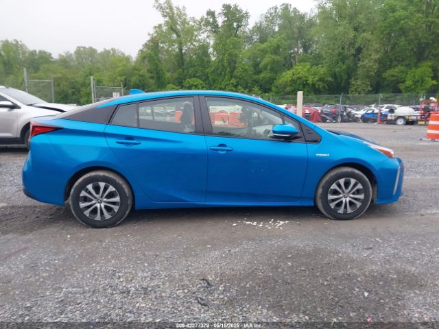 JTDL9RFU1L3017703 Toyota Prius Le Awd-e