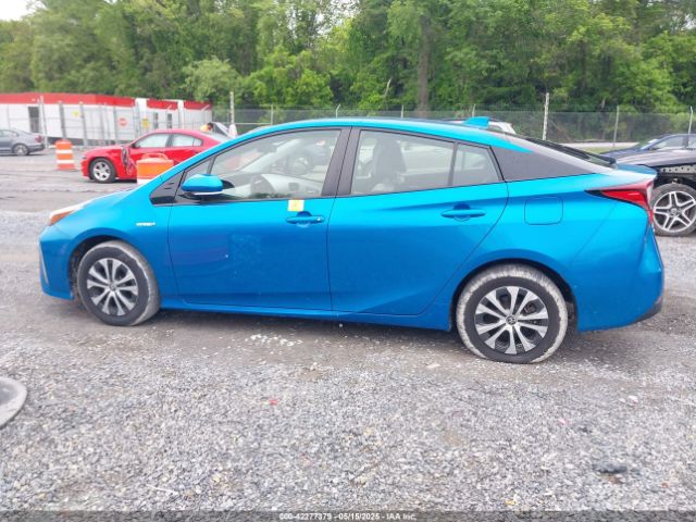 JTDL9RFU1L3017703 Toyota Prius Le Awd-e