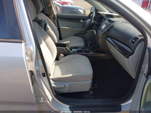 5XYKT4A63EG436188 KIA SORENTO LX