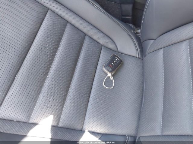 JTHGA1D21L5105892 Lexus IS 300