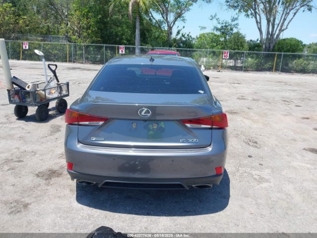 JTHGA1D21L5105892 Lexus IS 300