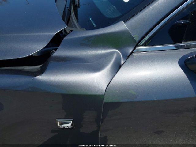 JTHGA1D21L5105892 Lexus IS 300
