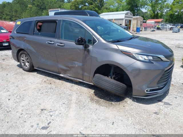 2022 TOYOTA SIENNA 5TDYRKEC0NS120117